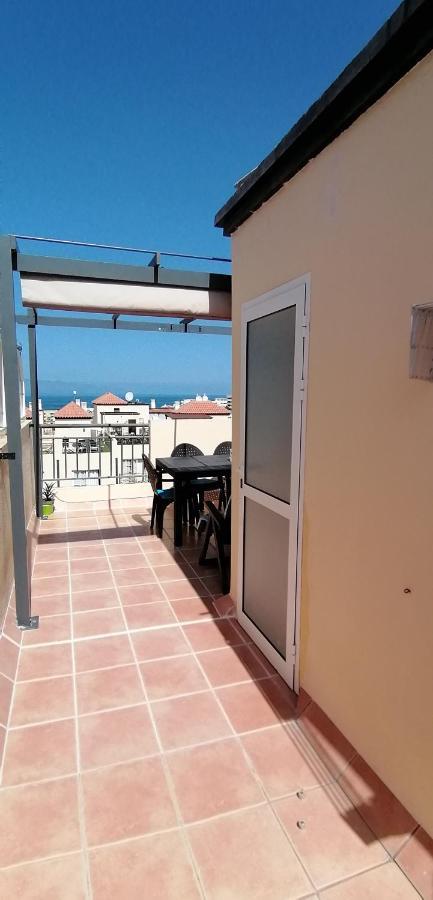 Chilly Apartment - Sunny Rooftop Terrace With Ocean View Callao Salvaje Esterno foto